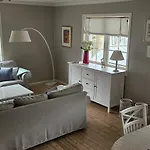 Voss Interlake - *