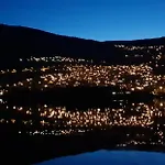 Βίλα Voss Interlake - *