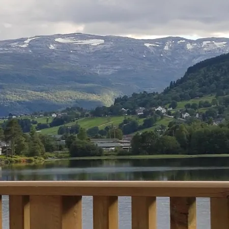 Voss Interlake - * Skulestadmo